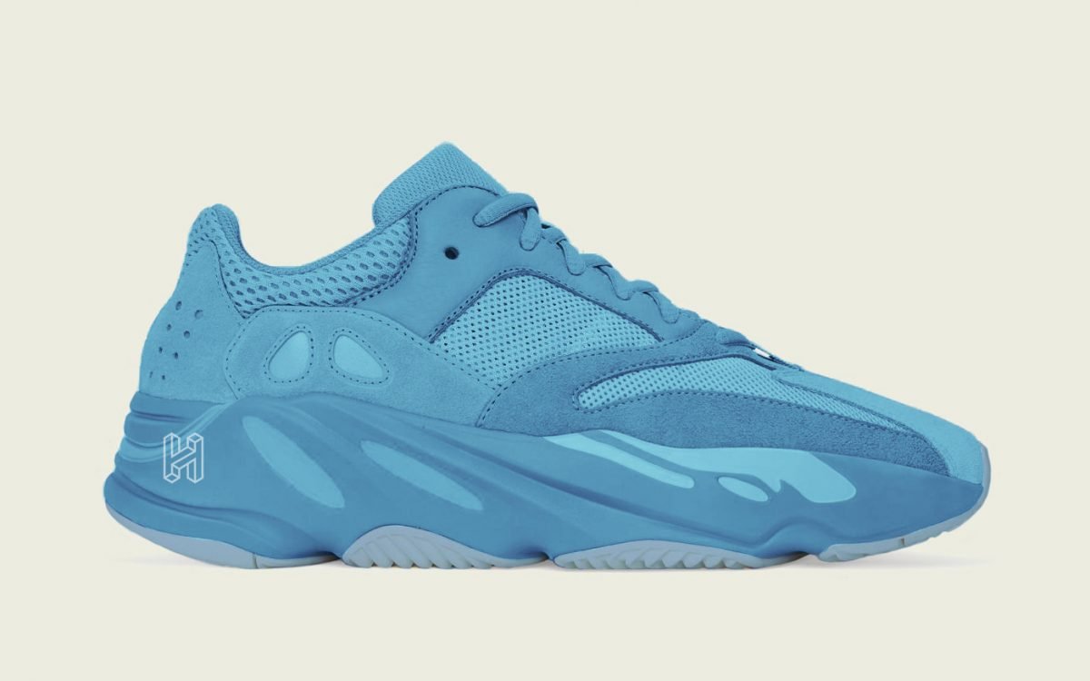 YEEZY 700 V1 «CARBLU» выйдут в 2020 году