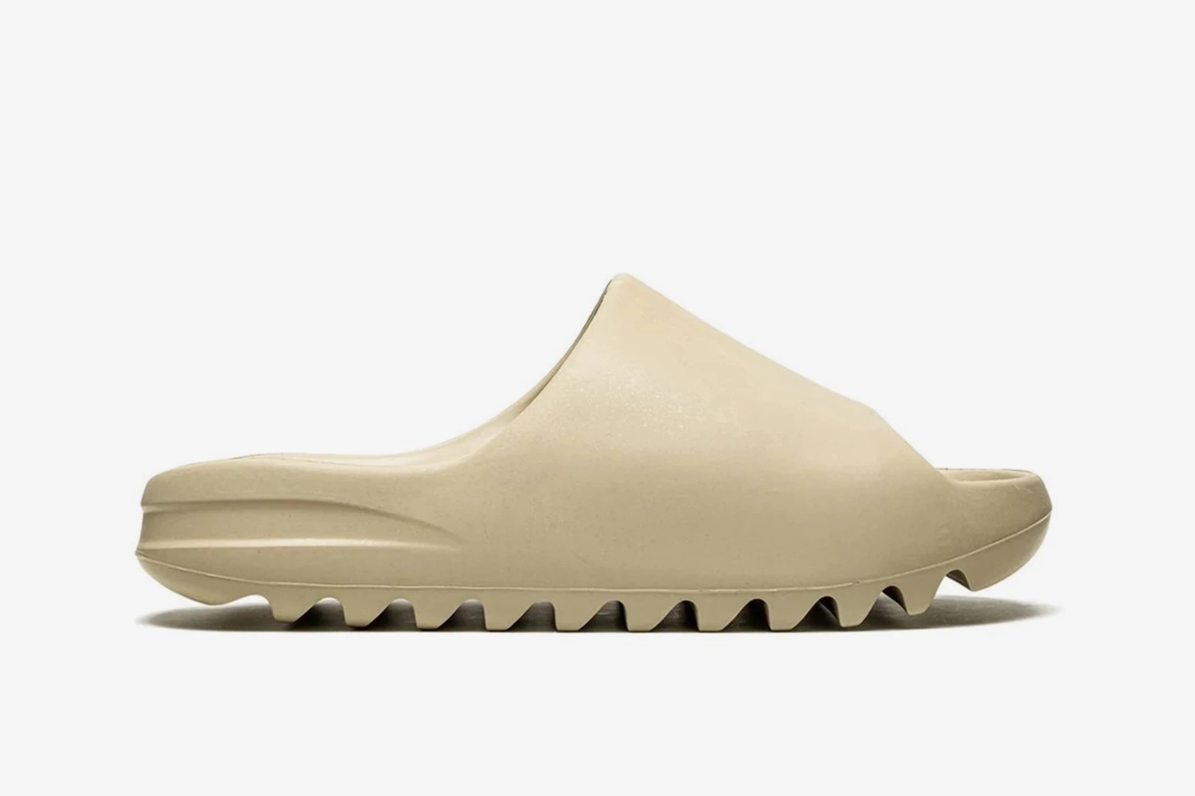 Luchshie krossovki YEEZY za 2021 god 4