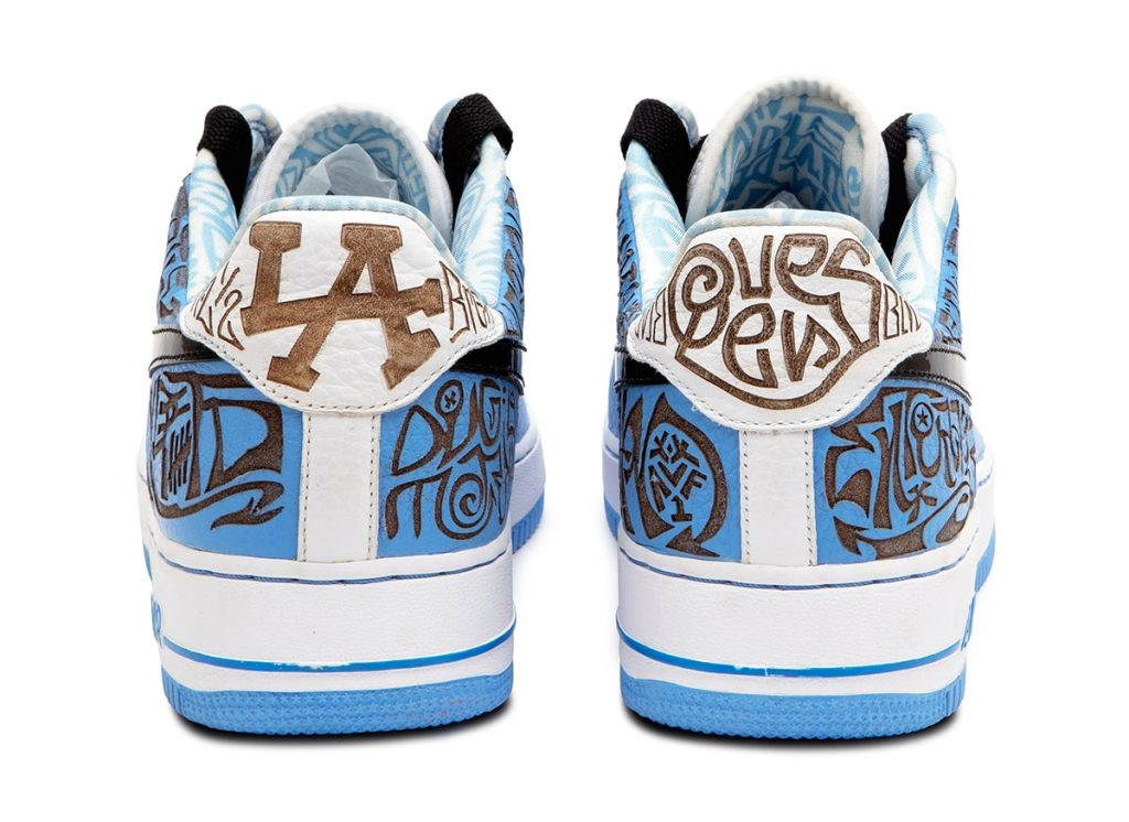 Kompaniya Sothebys sobrala redkie krossovki Nike Air na svoem auktsione The Entourage Collection 11