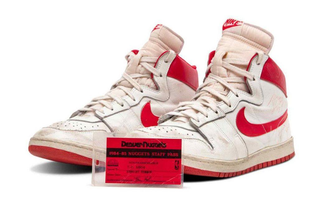 Krossovki Nike Air Ship kotorye nosil Majkl Dzhordan prodany na auktsione za rekordnye 147 milliona dollarov 2