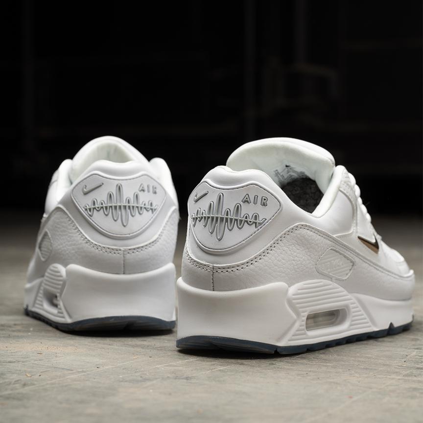 Pervyj vzglyad na novye Nike Air Max 90 Garage Grime 2