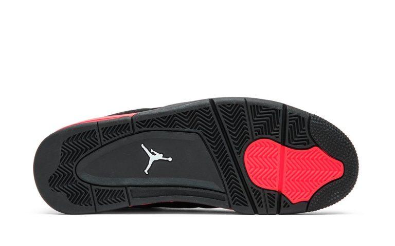 Air Jordan 4 Red Thunder vyjdut v oktyabre 5