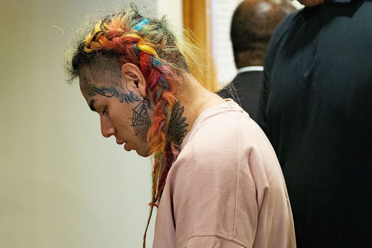 Tekashi 6ix9ine дает показания в суде и другие новости в обзоре лучших комментариев