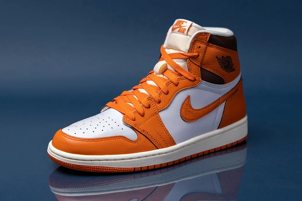 Luchshie-rastsvetki-Air-Jordan-v-oranzhevyh-tonah-8