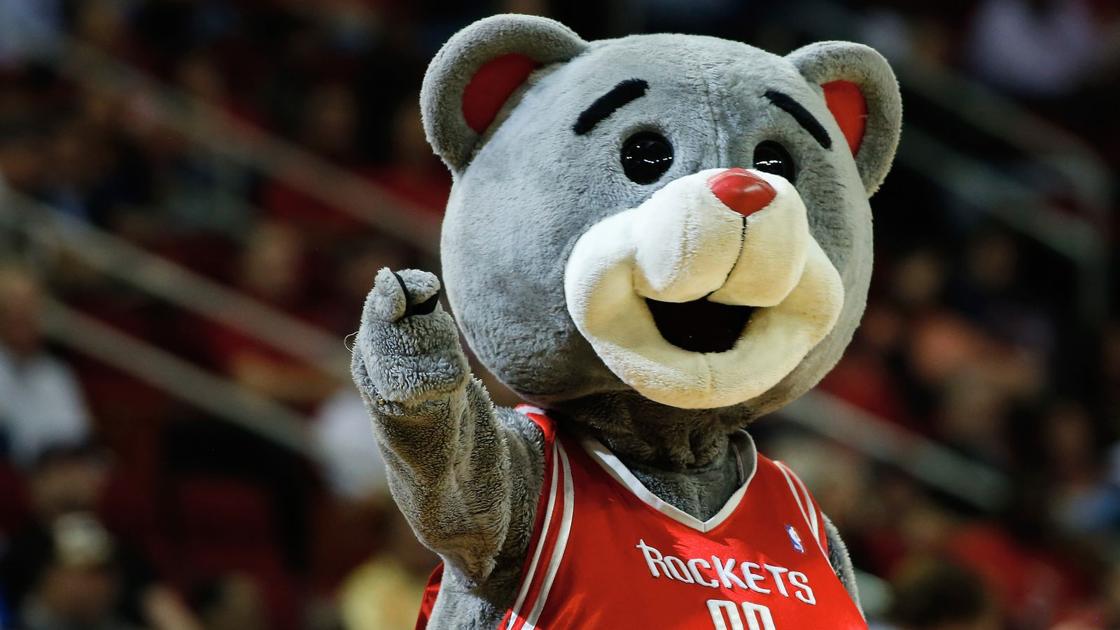 Zabavnye talismany komand NBA Houston Rockets i Clutch The Bear