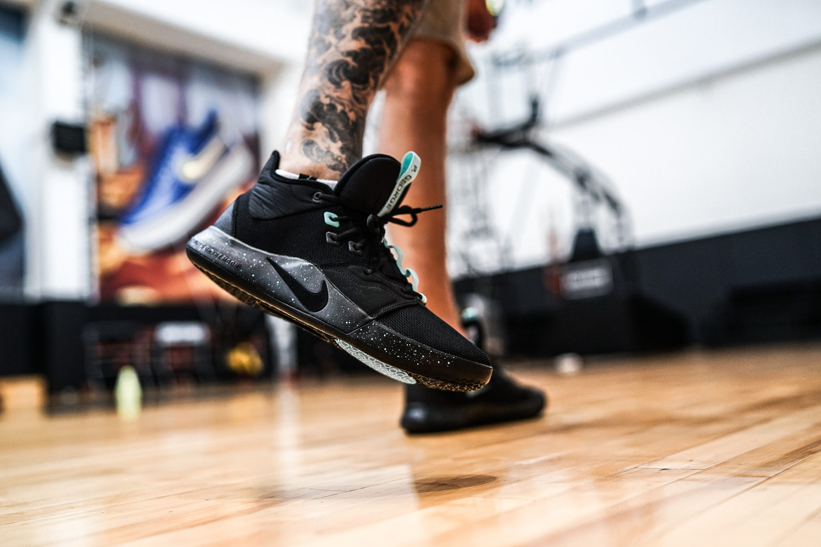 O kollaboratsiyah brendov i zvyozd NBA Pol Dzhordzh NASA i Nike
