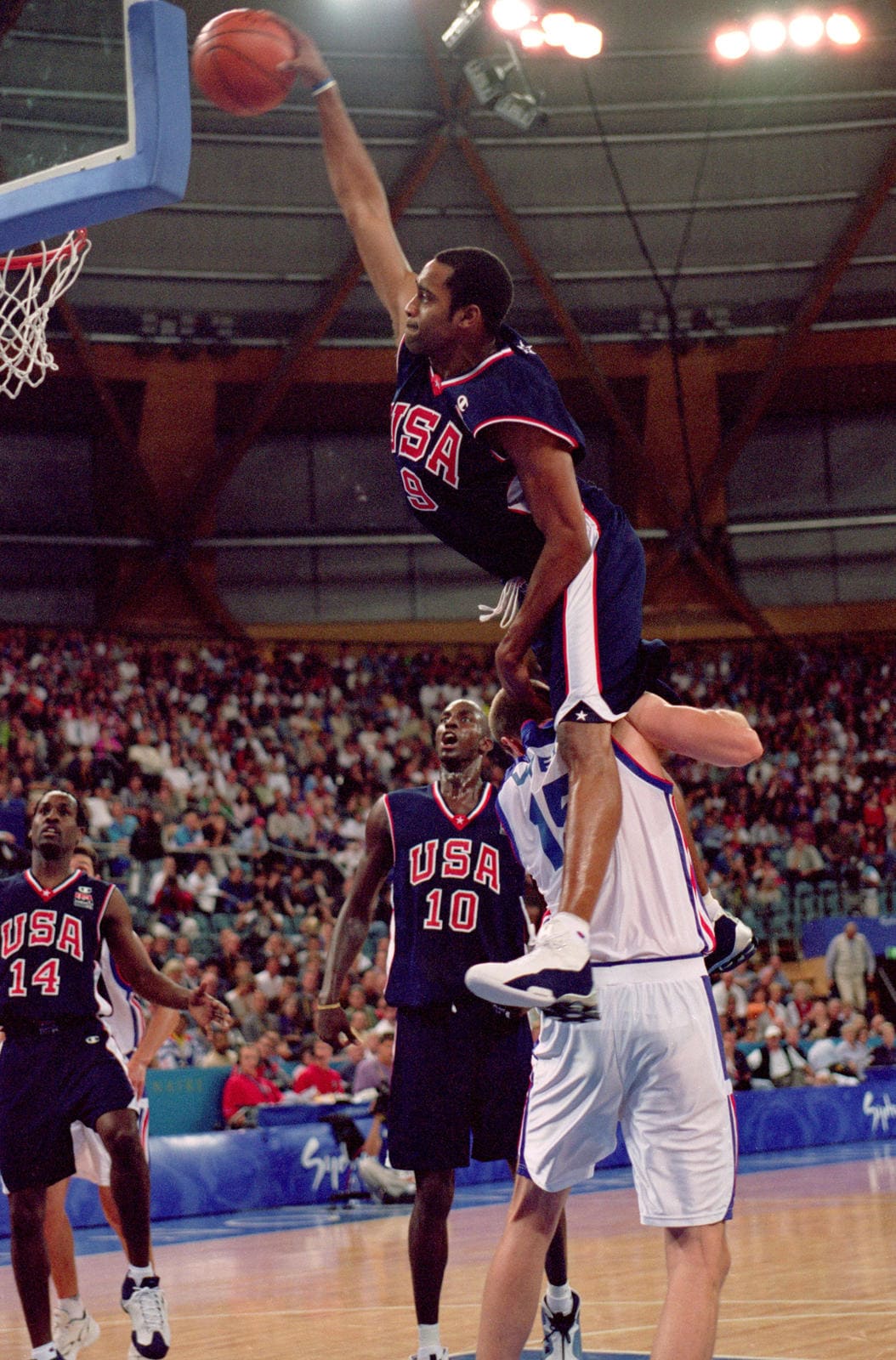 Vince Carter BB4 2000 Sydney Olympics native 1600