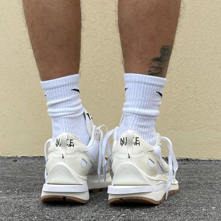 Kollektsiya sacai x Nike VaporWaffle vyjdet 27 aprelya 20