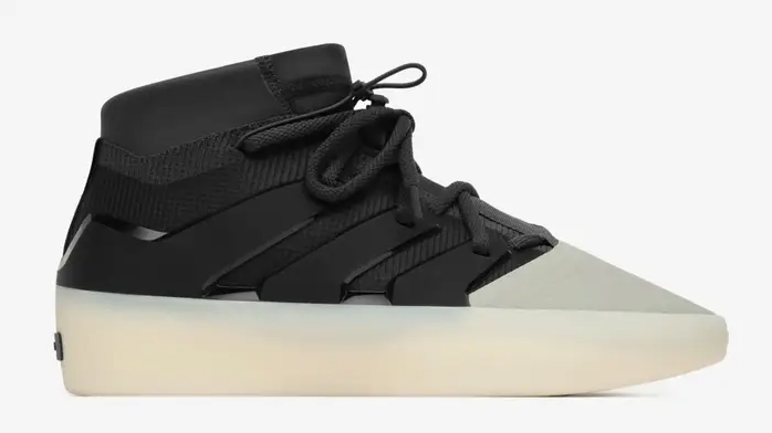 Govorim-o-Dzherri-Lorentso-Adidas-i-Fear-of-God-Athletics-6
