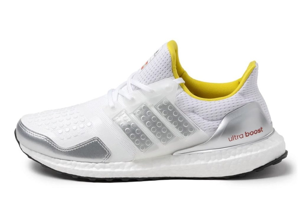 Model LEGO x adidas Ultra BOOST DNA rastsvetku kotoroj mozhno menyat samostoyatelno 2