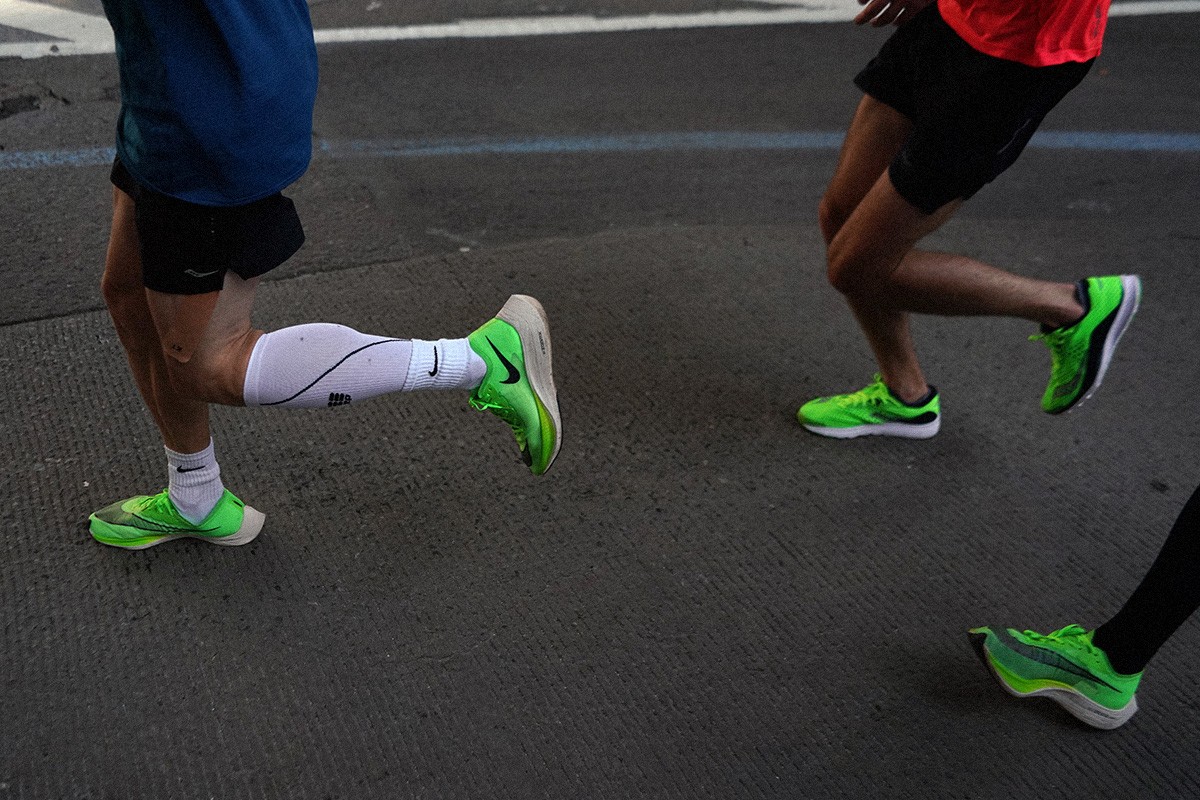 marathon training sneakers guide 24