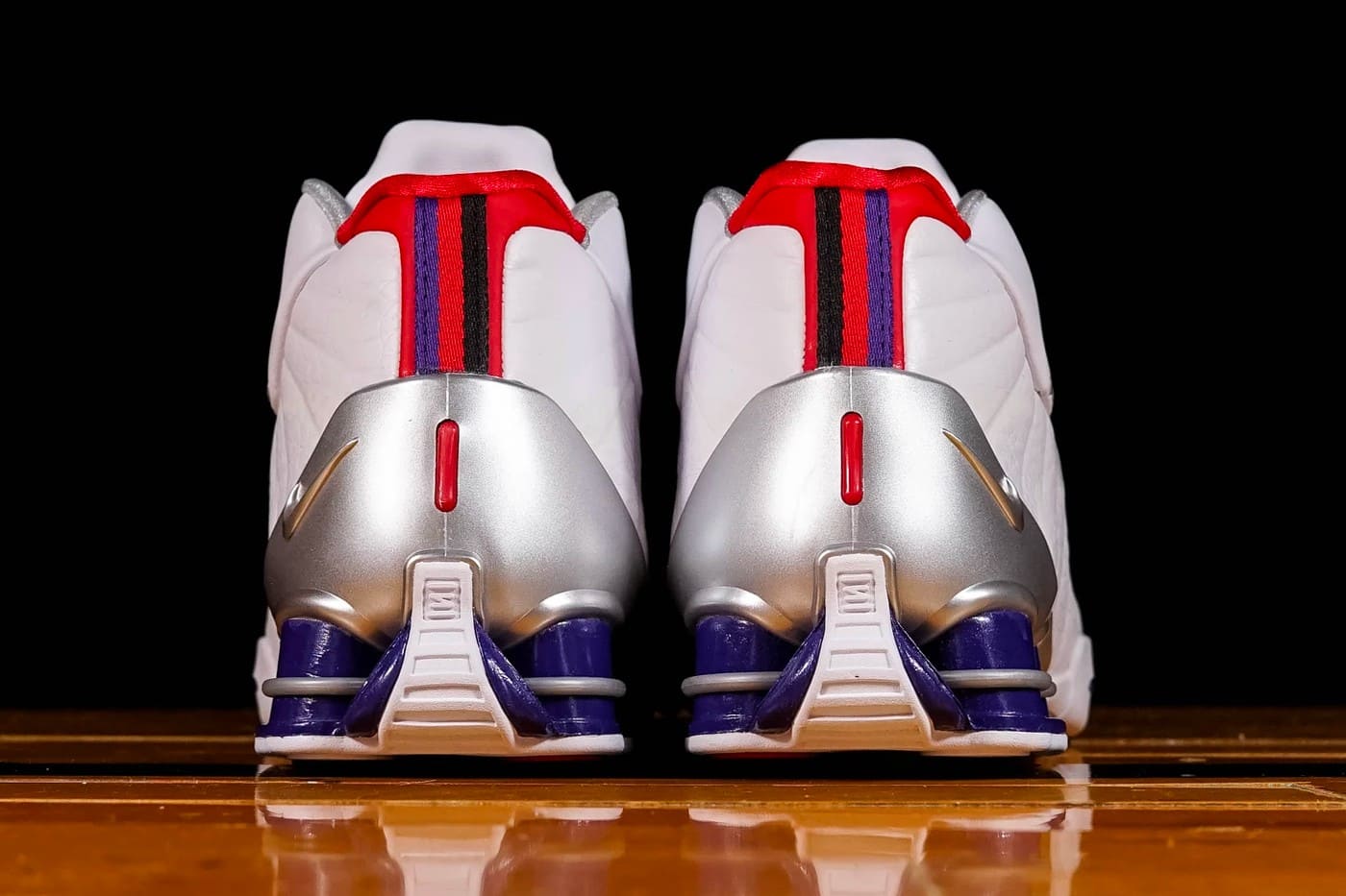 https hypebeast.com image 2019 08 nike shox bb4 qs raptors cd9335 100 release info 004