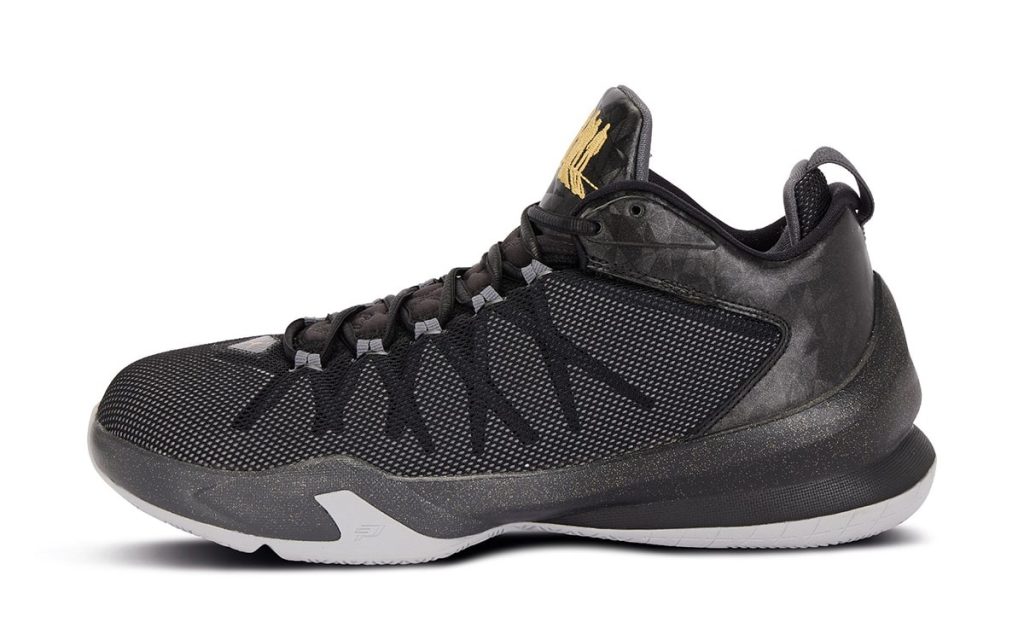 Kompaniya Sothebys sobrala redkie krossovki Nike Air na svoem auktsione The Entourage Collection 32