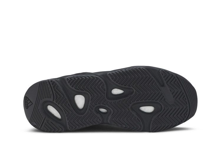 Кроссовки adidas Yeezy Boost 700 MNVN Kids 'Triple Black'