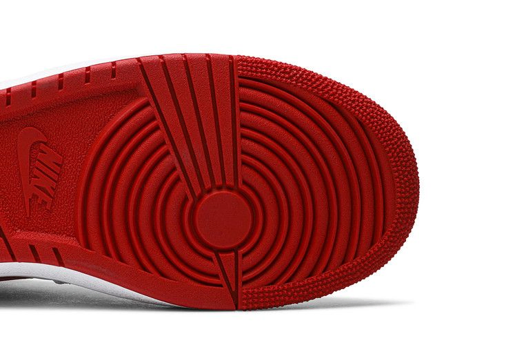 air-ship-pe-x-air-jordan-1-rookie-pack-aj-84-85_05