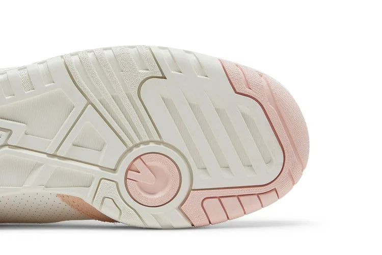 Кроссовки New Balance Wmns 550 'White Pink'
