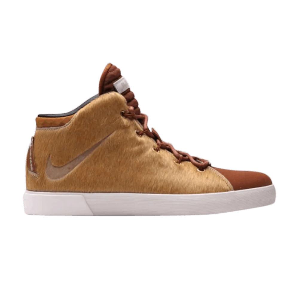 Krossovki-Nike-LeBron-12-NSW-Lifestyle-Lions-Mane