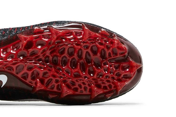 Кроссовки Nike Alpha Menace Elite 2 'Black Red'