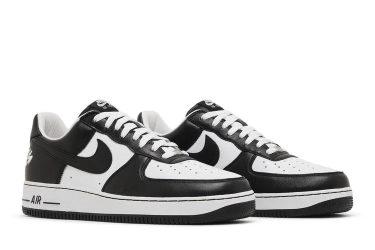 Krossovki-Terror-Squad-x-Nike-Air-Force-1-Low-QS-Blackout-7