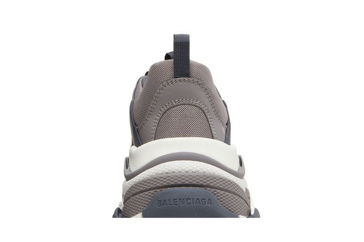 Кроссовки Balenciaga Triple S Sneaker 'Grey'