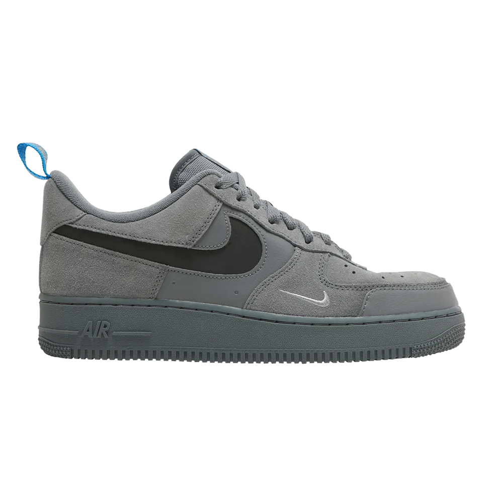 Krossovki-Nike-Air-Force-1-Low-Cut-Out-Swoosh-Grey
