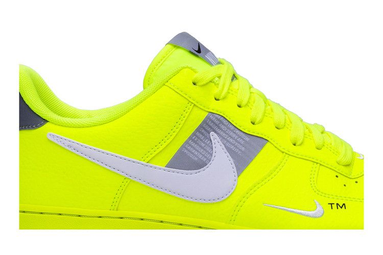 Кроссовки Nike Air Force 1 '07 LV8 'Overbranding'