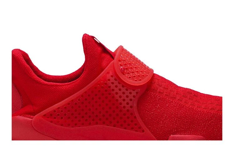 Кроссовки Nike Sock Dart 'Triple Red'