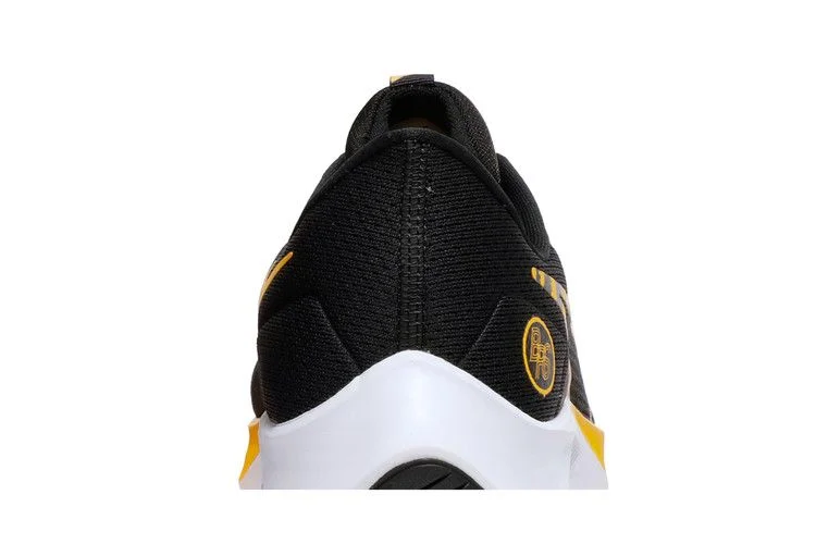 Кроссовки Nike Air Zoom Pegasus 38 'Black University Gold'