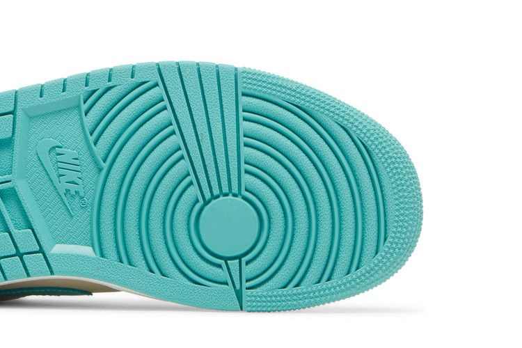 Кроссовки Wmns Air Jordan 1 Low 'Tropical Teal Sandy Beige'