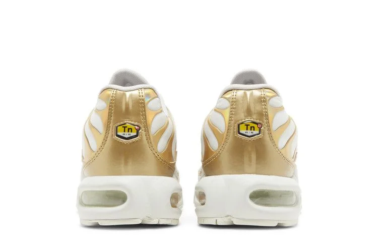 Кроссовки Nike Wmns Air Max Plus 'White Gold'