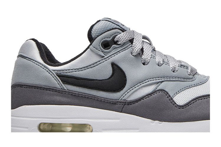 Кроссовки Nike Air Max 1 GS 'Wolf Grey Gunsmoke'