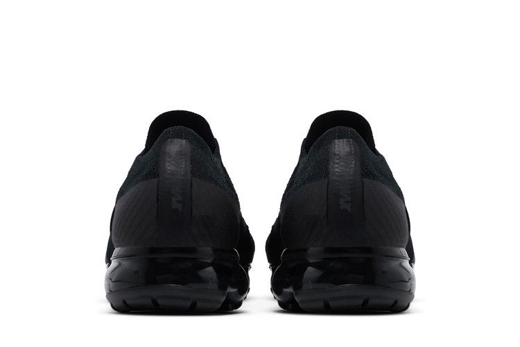 air-vapormax-strap-triple-black-ah3397-004_05
