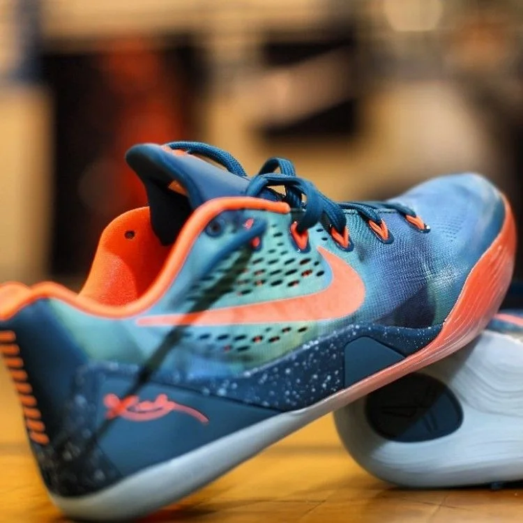 Кроссовки Nike Kobe 9 EM 'EYBL Peach Jam'