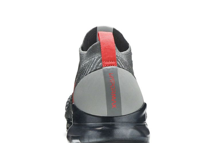 air-vapormax-3-0-crimson-grey-ct1270-001_06