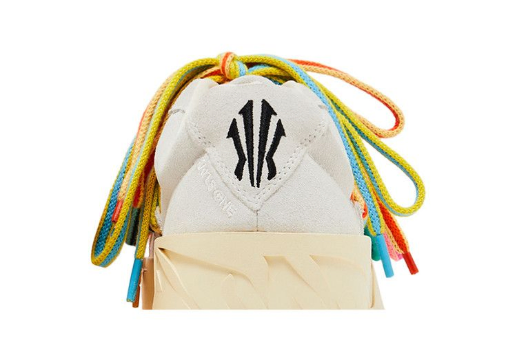 Кроссовки Anta Kai Hélà Style 'Roots Pack - Ivory'