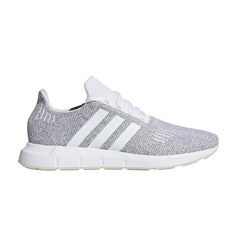 Krossovki-Adidas-Swift-Run-White-Black