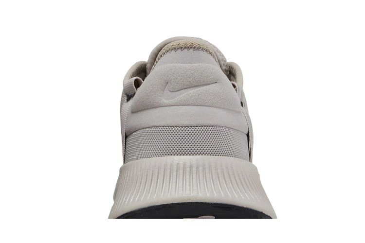 Кроссовки Nike Wmns Reposto 'Light Iron Ore'