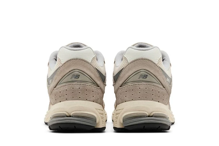 Кроссовки New Balance 2002R 'Arid Stone'