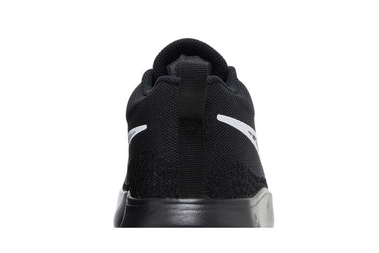 kyrie-flytrap-6-gs-black-white-dq8094-009_06