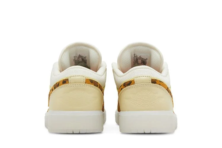 Кроссовки Wmns Air Jordan 1 Low 'SNKRS Day'