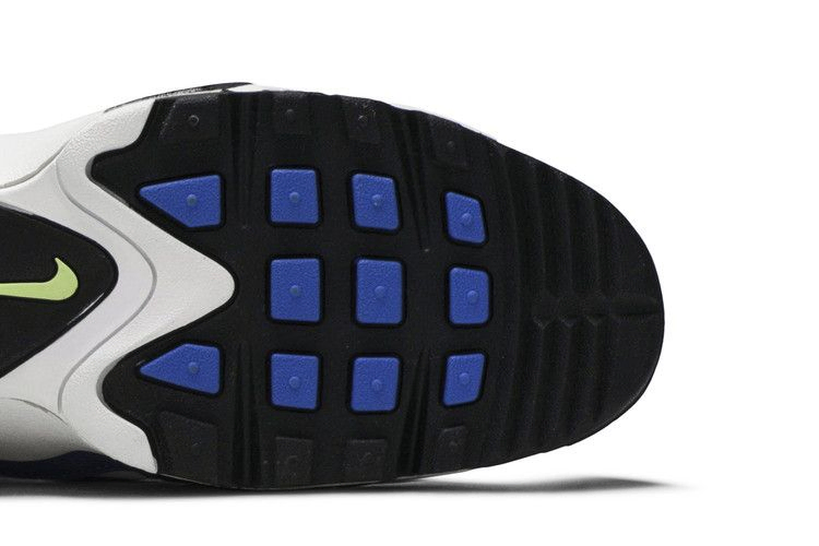 air-griffey-max-1-354912-411_04