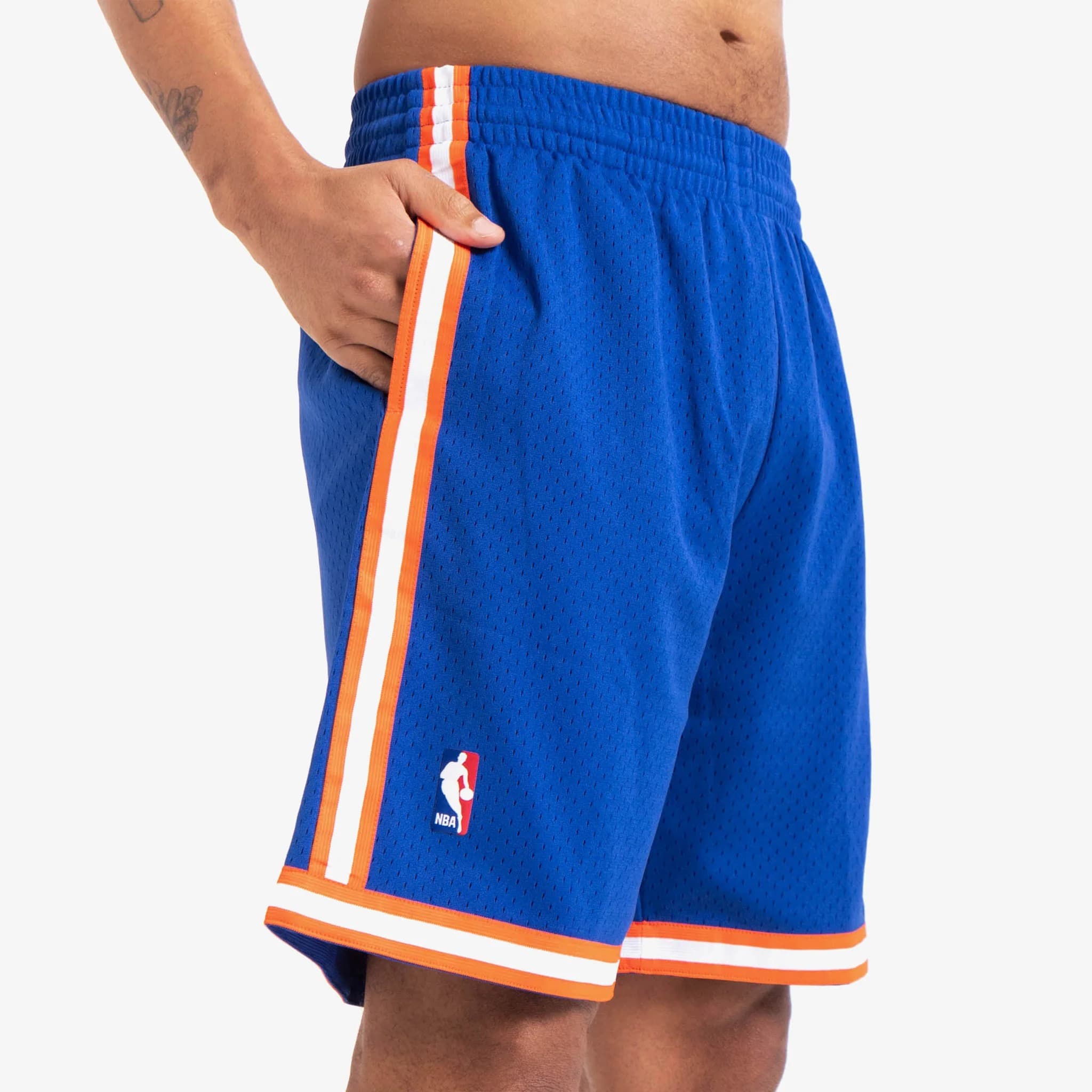 Mitchell-Ness-New-York-Knicks-1991-92-Hardwood-Classics-Throwback-Swingman-NBA-Shorts-2