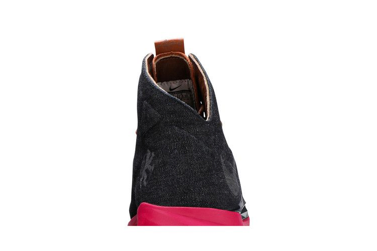 Кроссовки Nike LeBron 10 EXT Denim QS 'Denim'
