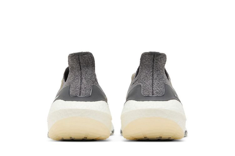 Кроссовки adidas UltraBoost 21 'Solid Grey'