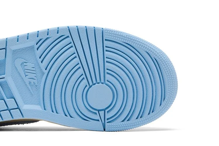 Krossovki-Wmns-Air-Jordan-1-High-OG-Pale-Ivory-Pyschic-Blue-4