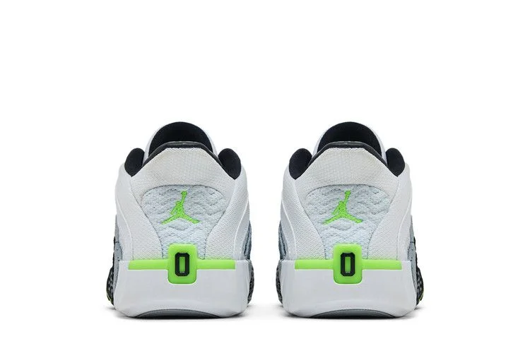 Krossovki-Air-Jordan-Tatum-2-GS-Neon-5