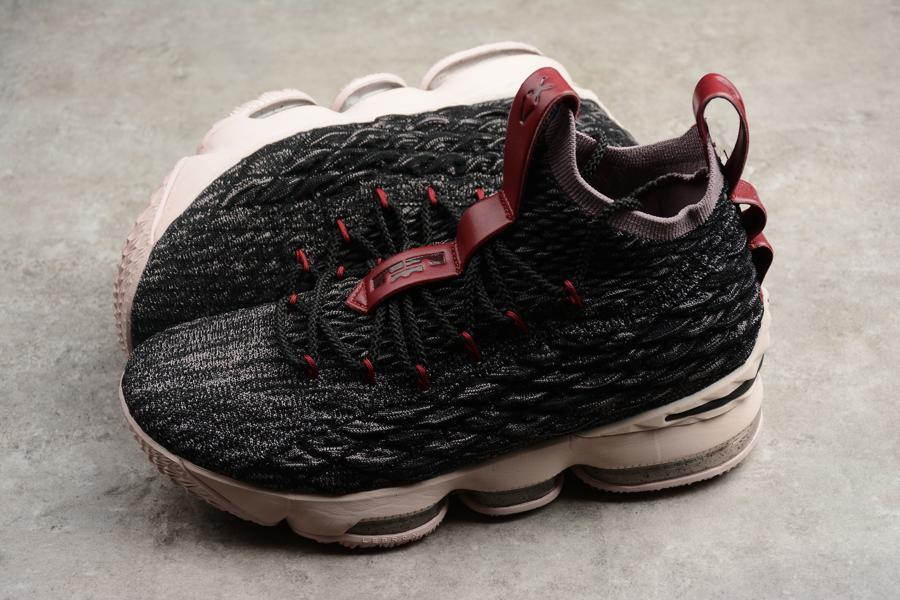 Кроссовки LeBron 15 Pride of Ohio