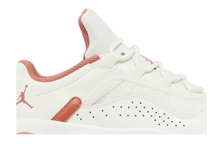 wmns-air-jordan-11-cmft-low-sail-sky-j-orange-dv2629-108_01