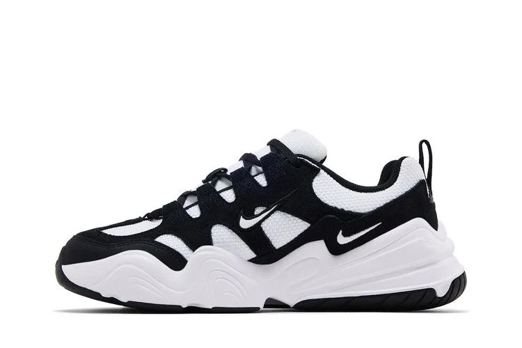 Krossovki-Nike-Wmns-Tech-Hera-White-Black-2