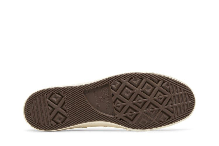 comme-des-garcons-play-x-chuck-70-low-multi-heart-milk-black-a08150c_03